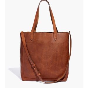 The Medium Transport Tote
